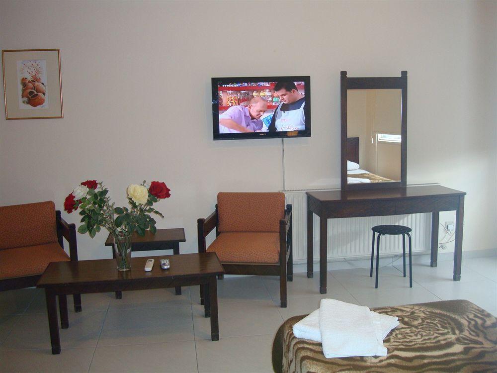 Lordos Hotel Apts Limassol Exterior photo